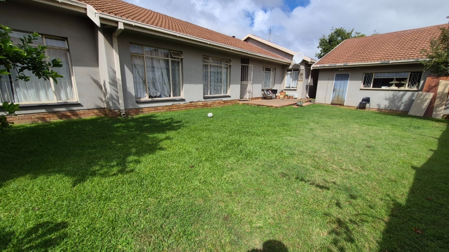 4 Bedroom Property for Sale in Fauna Free State